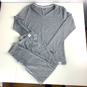 Hurley Women’s Hacci 2 piece Gray Thermal Pajama Set Top & Pants Large